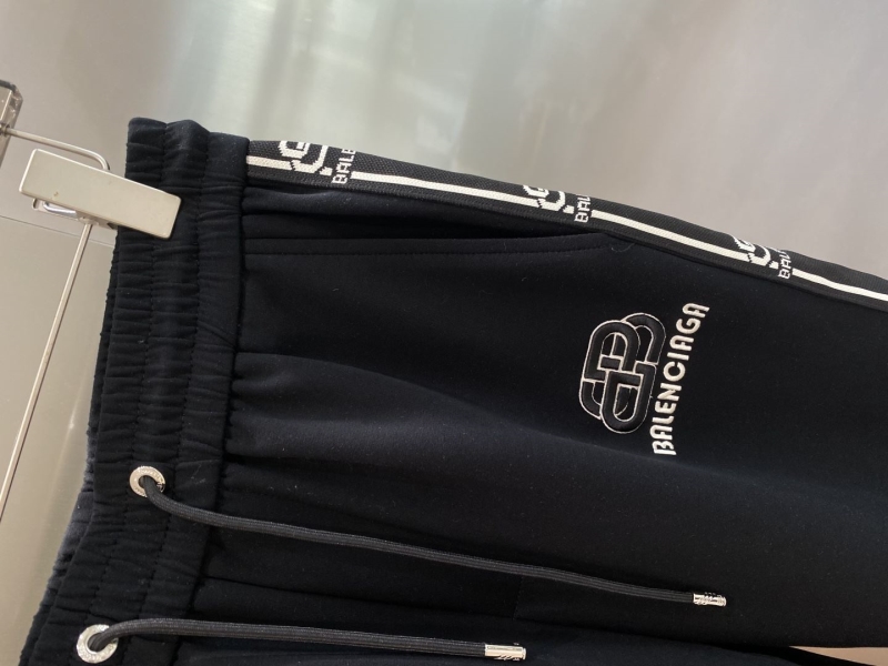 Ba1en*iaga long pants